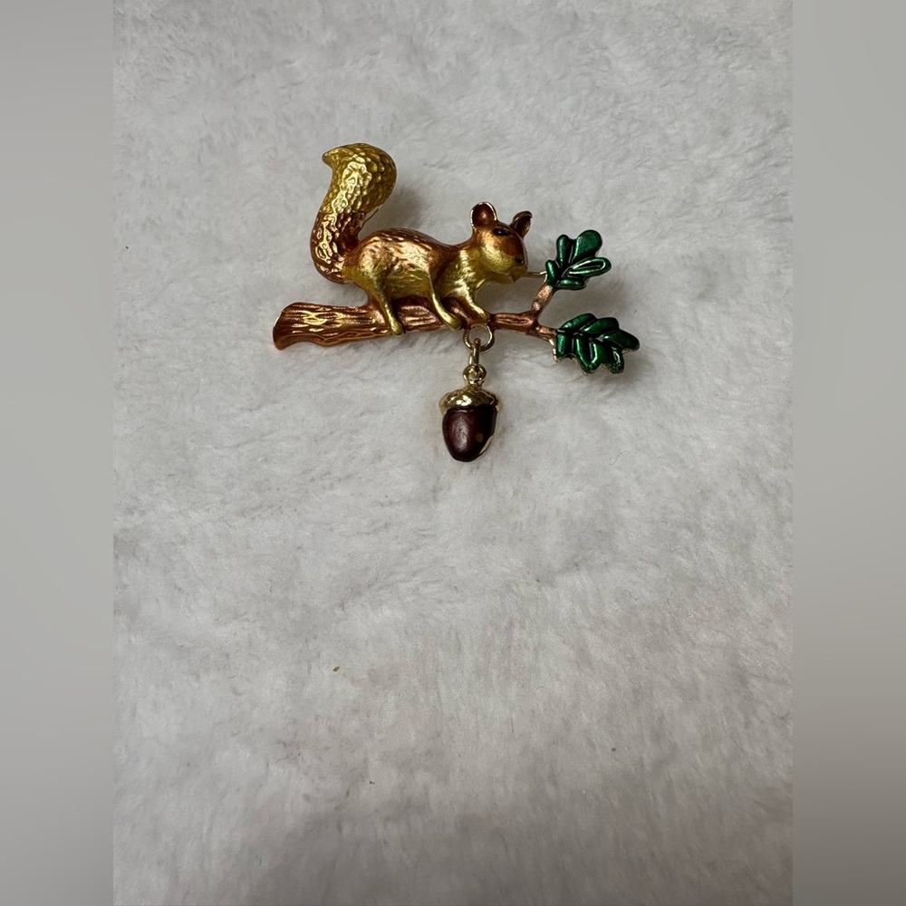 Source Unknown Gold and Green Squirrel Brooch